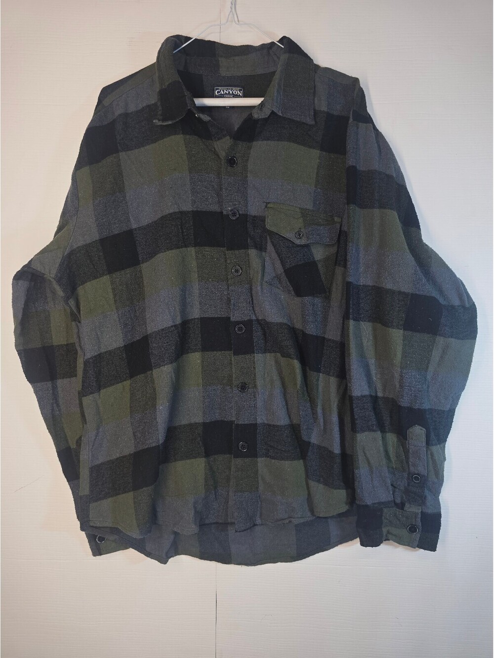 Canyon Creek Mens Large Olive Green Charcoal Buffalo Plaid Flannel Shirt